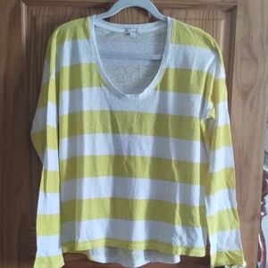 GAP White and Yellow Textured Top